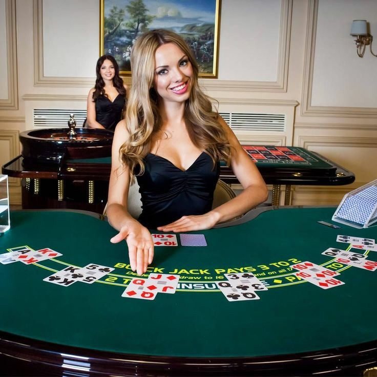 8090solt ကာစီနို VIP Baccarat Table MMK ကျပ်ဖြင့် High Limit ကစားနိုင်မှု